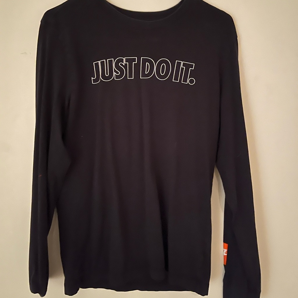 Mens black long sleeve tee